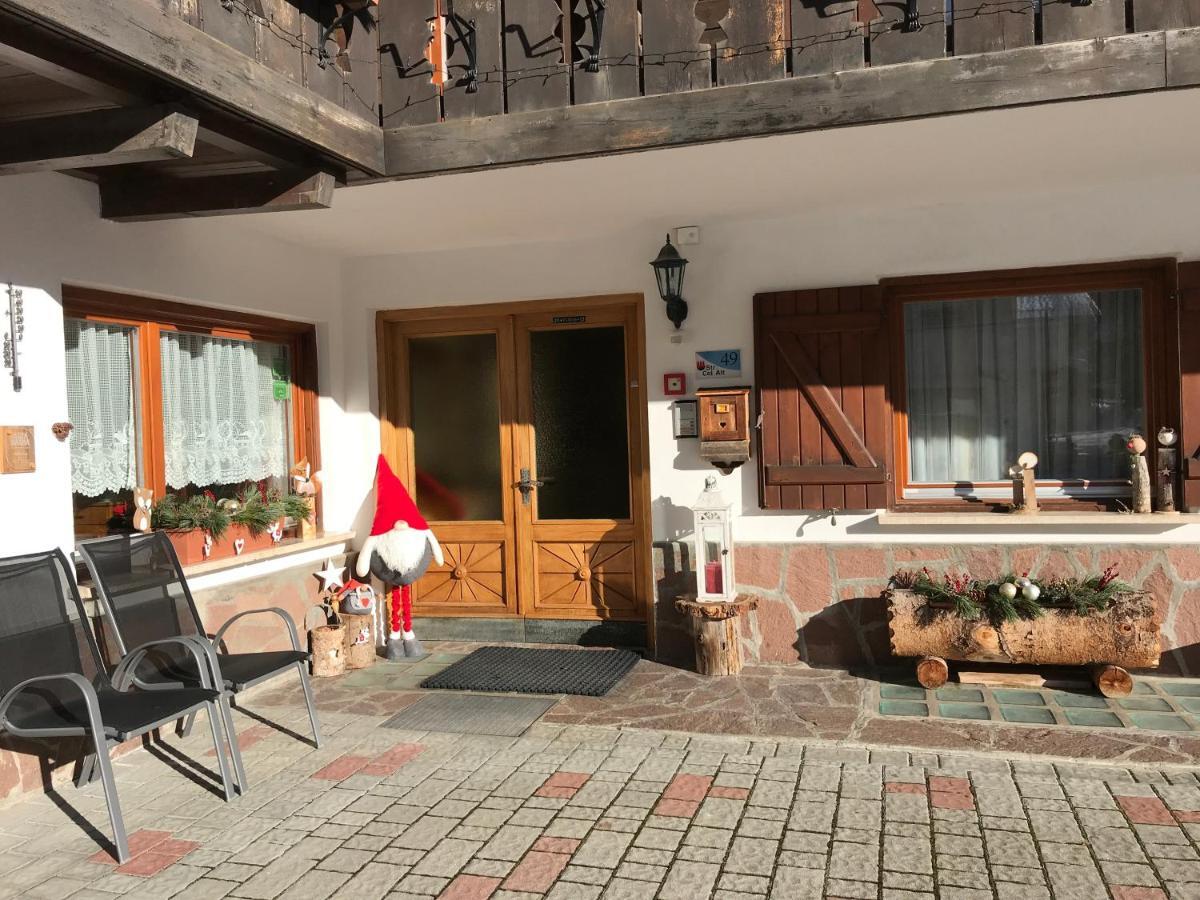Garni La Vara Corvara In Badia Exterior foto